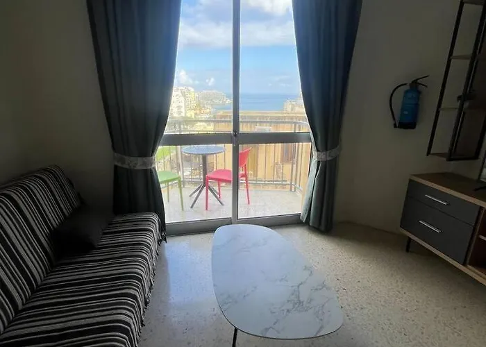 1 Bedrm Seaview Balluta Bay Apartmán *
